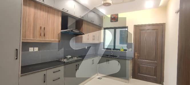 بحریہ انکلیو بحریہ ٹاؤن,اسلام آباد میں 3 کمروں کا 5 مرلہ مکان 70.0 ہزار میں کرایہ پر دستیاب ہے۔