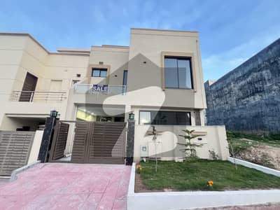 بحریہ ٹاؤن فیز 8 بحریہ ٹاؤن راولپنڈی,راولپنڈی میں 4 کمروں کا 6 مرلہ مکان 2.35 کروڑ میں برائے فروخت۔