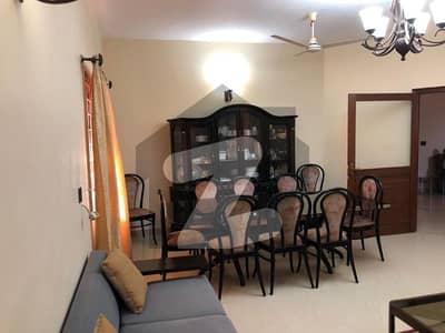 ڈی ایچ اے فیز 6 ڈی ایچ اے ڈیفینس,کراچی میں 8 کمروں کا 1 کنال مکان 16.2 کروڑ میں برائے فروخت۔