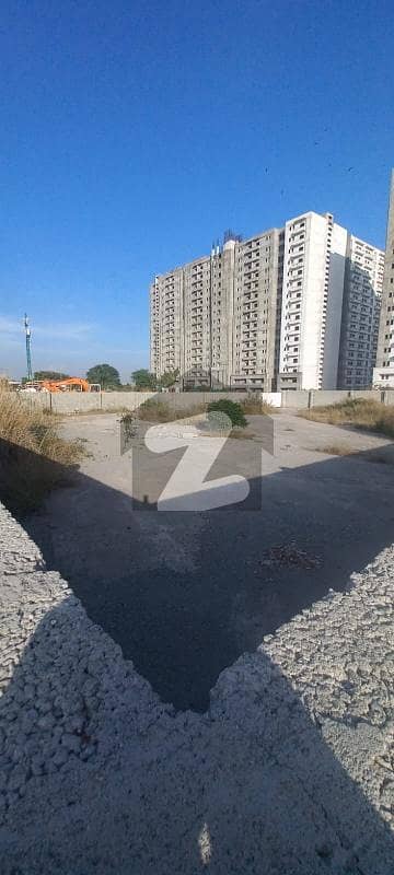 جی ۔ 13 اسلام آباد میں 2 کنال کمرشل پلاٹ 90.0 کروڑ میں برائے فروخت۔