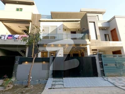 پارک ویو سٹی لاہور میں 4 کمروں کا 5 مرلہ مکان 2.1 کروڑ میں برائے فروخت۔