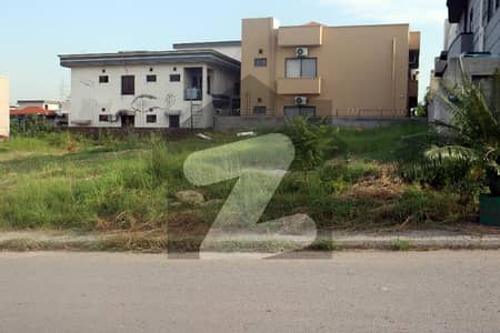 1 kanal Height Location Level Plot sale in Dha 3