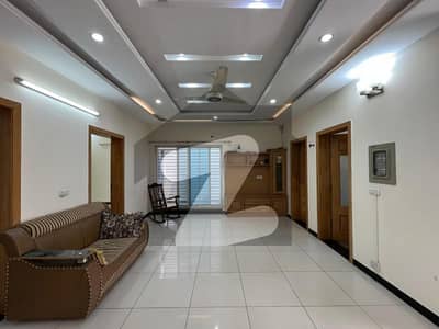 7 Marla Ground Portion available on Rent G13/2