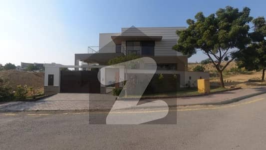 Luxury 500 Sq Yards Villa for Sale | Bahria Hills | 2+3 Planning | Basement