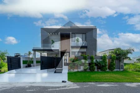 Prime Location 1-Kanal Fully Furnished House | Ready to Move | DHA