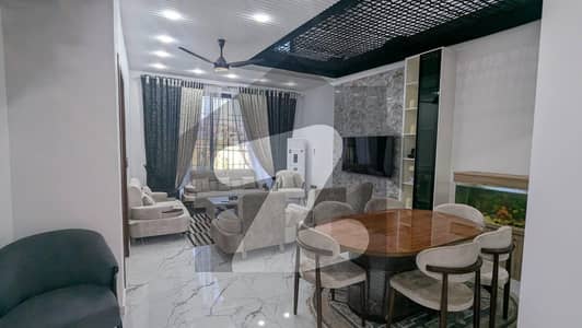 بحریہ ٹاؤن فیز 8 ۔ بلاک آئی بحریہ ٹاؤن فیز 8,بحریہ ٹاؤن راولپنڈی,راولپنڈی میں 4 کمروں کا 14 مرلہ مکان 4.8 کروڑ میں برائے فروخت۔