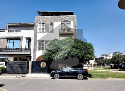 ڈریمز گارڈنز فیز 2 ڈریم گارڈنز,ڈیفینس روڈ,لاہور میں 4 کمروں کا 5 مرلہ مکان 2.3 کروڑ میں برائے فروخت۔