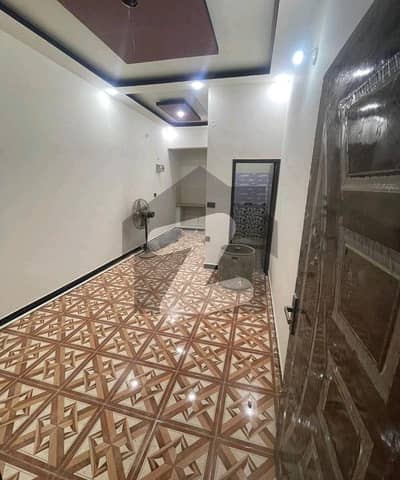 Avail Yourself A Great Prime Location 350 Square Feet Lower Portion In Federal B Area - Block 15