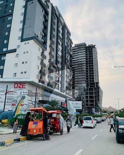 ایم پی سی ایچ ایس - بلاک ڈی ایم پی سی ایچ ایس ۔ ملٹی گارڈنز,بی ۔ 17,اسلام آباد میں 1 کنال رہائشی پلاٹ 75.0 لاکھ میں برائے فروخت۔