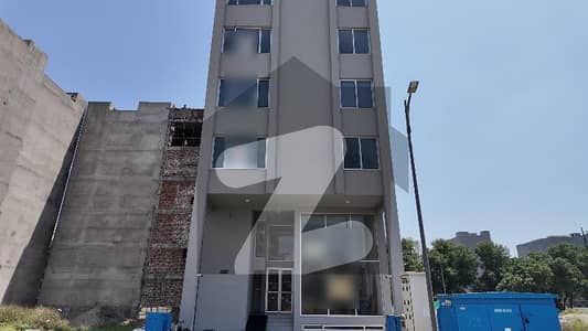 کمرشل براڈوے بلاک ڈی ڈی ایچ اے فیز 8 - کمرشل براڈوے,ڈی ایچ اے فیز 8,ڈیفنس (ڈی ایچ اے),لاہور میں 4 مرلہ Studio عمارت 4.65 لاکھ میں کرایہ پر دستیاب ہے۔