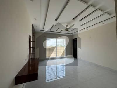 1 Kanal Beautiful Full House For Rent In DHA Phase 7