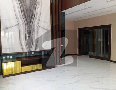 این ایف سی 1 لاہور میں 6 کمروں کا 10 مرلہ مکان 3.8 کروڑ میں برائے فروخت۔