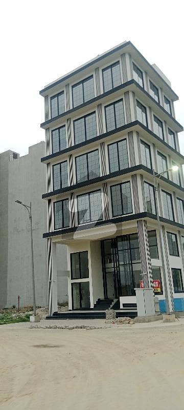 ڈی ایچ اے فیز 8 ڈیفنس (ڈی ایچ اے),لاہور میں 8 مرلہ Studio دفتر 2.5 لاکھ میں کرایہ پر دستیاب ہے۔