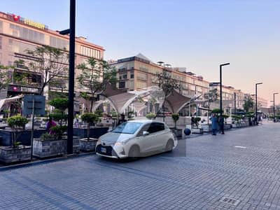 8-Marla Stunning Commercial Building Available for Sale in DHA Raya Lahore