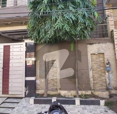 جوہر ٹاؤن فیز 2 - بلاک آر جوہر ٹاؤن فیز 2,جوہر ٹاؤن,لاہور میں 4 کمروں کا 5 مرلہ مکان 2.6 کروڑ میں برائے فروخت۔