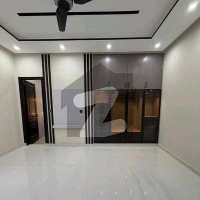 پی سی ایس آئی آر ہاؤسنگ سکیم فیز 2 ۔ بلاک بی پی سی ایس آئی آر ہاؤسنگ سکیم فیز 2,پی سی ایس آئی آر ہاؤسنگ سکیم,لاہور میں 6 کمروں کا 1 کنال مکان 7.0 کروڑ میں برائے فروخت۔