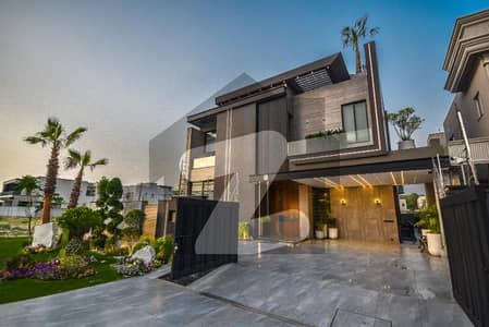 ڈی ایچ اے فیز 6 ڈیفنس (ڈی ایچ اے),لاہور میں 5 کمروں کا 1 کنال مکان 7.75 کروڑ میں برائے فروخت۔