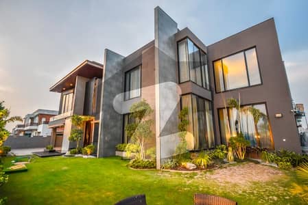 ڈی ایچ اے فیز 6 ڈیفنس (ڈی ایچ اے),لاہور میں 5 کمروں کا 2 کنال مکان 14.5 کروڑ میں برائے فروخت۔