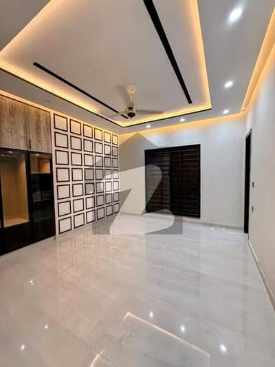 1 Kanal Lower Portion for Rent NFC Society, Lahore