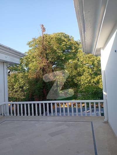 ایف ۔ 7/3 ایف ۔ 7,اسلام آباد میں 5 کمروں کا 1 کنال مکان 6.0 لاکھ میں کرایہ پر دستیاب ہے۔