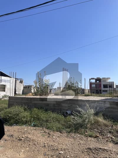 Gulshan E Romi , Commercial plot , 100 sq , 40 feet road , Leased, Map submitted to CBM , Foundation completed (plinth ) Attractive location, Feasible for Project