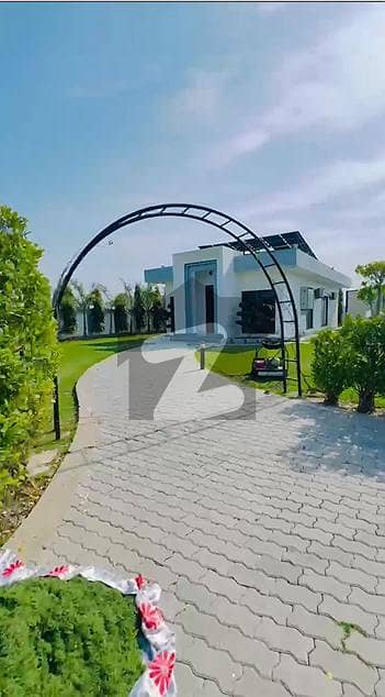 4 KANAL FARM HOUSE WITH SWIMMING POOL