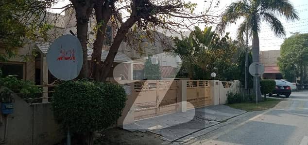 Ideal House For sale In Eden Avenue