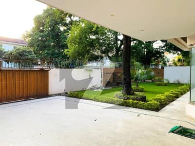 F7 600 Square Yead House 6 Bedrooms with Attached Bathroom Drawing and Dining TV Lounge Kitchen