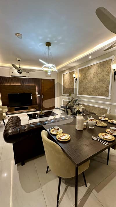 Ultra-Modern 2-Bedroom Luxury Apartment