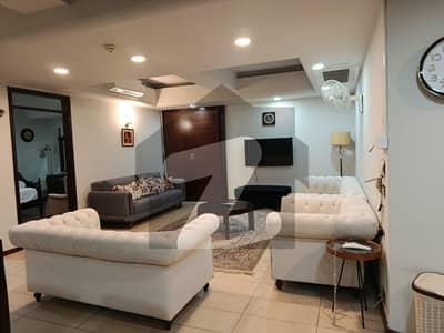 سلوراوکس اپارٹمنٹ ایف ۔ 10,اسلام آباد میں 3 کمروں کا 9 مرلہ فلیٹ 4.0 لاکھ میں کرایہ پر دستیاب ہے۔