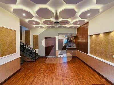 The beautiful House For sale in D12