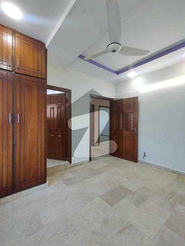 3 Bedroom Flat Available For Sale In Makkah Tower h-13 3 Bedroom Flat Available For Sale In Makkah Tower h-13