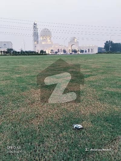 5 Marla plot facing park