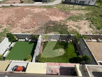 بحریہ گرینز۔ اوورسیز انکلیو بحریہ ٹاؤن فیز 8,بحریہ ٹاؤن راولپنڈی,راولپنڈی میں 4 کمروں کا 9 مرلہ مکان 2.85 کروڑ میں برائے فروخت۔