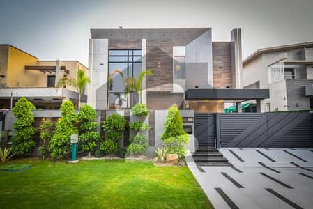 ONE KANAL SOLID CONSTRUCTED BEAUTIFULL OWNER BUILT HOUSE IN DHA PHASE5 LAHORE