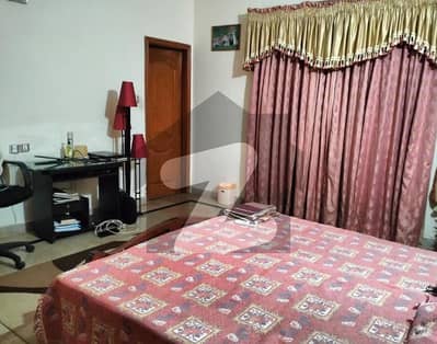 جی ۔ 13/2 جی ۔ 13,اسلام آباد میں 5 کمروں کا 8 مرلہ مکان 4.95 کروڑ میں برائے فروخت۔