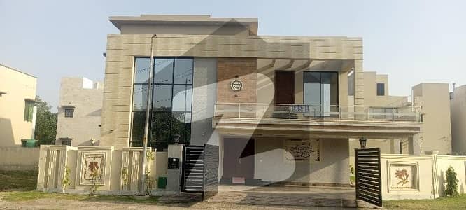 27 MARLA BRAND NEW HOUSE FOR SALE