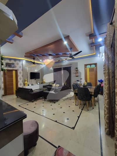 گلستانِِ جوہر ۔ بلاک 12 گلستانِ جوہر,کراچی میں 3 کمروں کا 10 مرلہ بالائی پورشن 2.8 کروڑ میں برائے فروخت۔