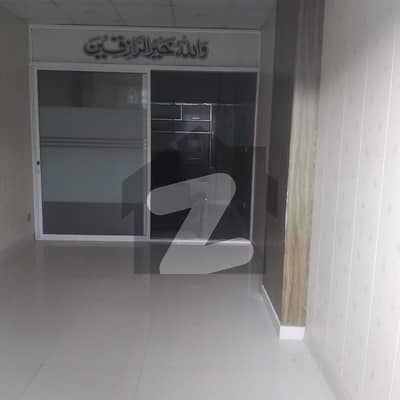 گلبرگ گرینز گلبرگ,اسلام آباد میں 2 مرلہ Studio دفتر 35.0 ہزار میں کرایہ پر دستیاب ہے۔
