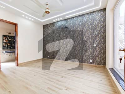 MIAN BROTHERS OFFER DEFENCE PHASE 4 TOP LOCATED 9 MARLA HOUSE WITH SPECIOUS 4 BEDROOMS FOR SALE ALMOST FINAL 5,80,00,000 {ORIGINAL PICTURES}