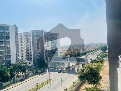 4 Bed room 1st Floor Apartment for Sale