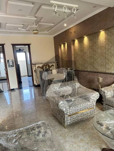 Good Location 5 Marla Furnished Full House For Rent