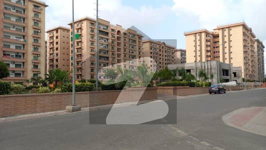 عسکری 10 - سیکٹر ایف عسکری 10,عسکری,لاہور میں 3 کمروں کا 10 مرلہ فلیٹ 3.65 کروڑ میں برائے فروخت۔