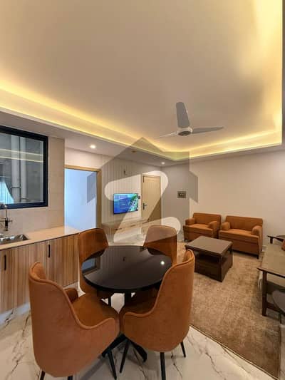 بحریہ ٹاؤن فیز 8 - ای کمرشل بحریہ ٹاؤن فیز 8,بحریہ ٹاؤن راولپنڈی,راولپنڈی میں 2 کمروں کا 4 مرلہ فلیٹ 1.1 لاکھ میں کرایہ پر دستیاب ہے۔