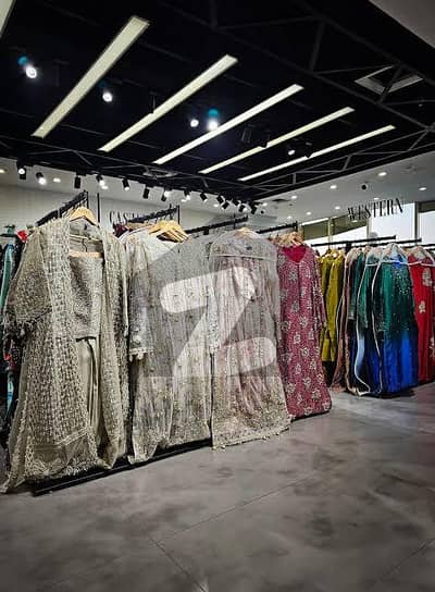 ڈی ایچ اے فیز 2 - سیکٹر بی ڈی ایچ اے ڈیفینس فیز 2,ڈی ایچ اے ڈیفینس,اسلام آباد میں 0 مرلہ Studio دکان 60.0 لاکھ میں برائے فروخت۔