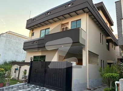 Sun facing 3060 Street Corner Double Story House Prime Location in G-13, Islamabad