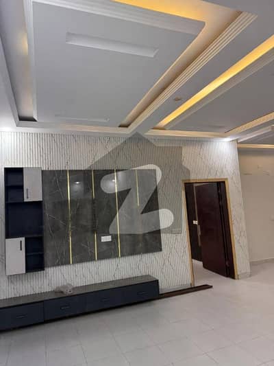 Amna Tower :Liberty Commercial 2 precinct 10a Available 2bedroom & 3 bedroom apartment for easy instalment Bahria Town Karachi