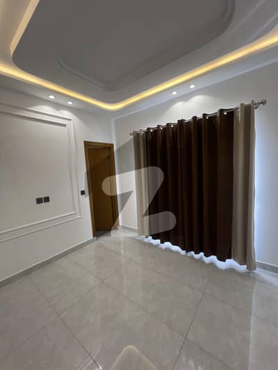 بحریہ ٹاؤن اقبال بلاک بحریہ ٹاؤن سیکٹر ای,بحریہ ٹاؤن,لاہور میں 1 کمرے کا 2 مرلہ فلیٹ 35.0 ہزار میں کرایہ پر دستیاب ہے۔