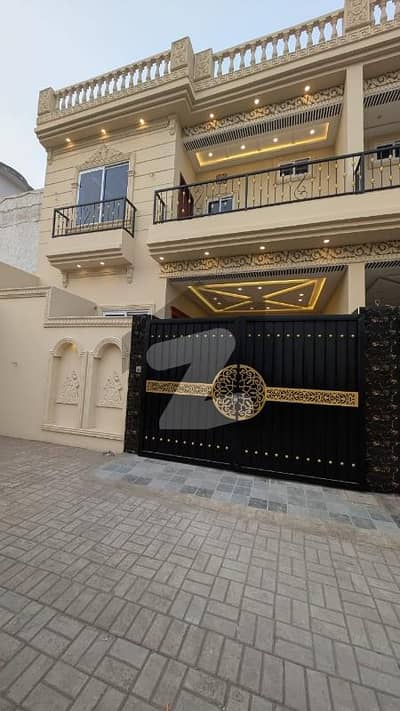 بہادر پور ملتان میں 3 کمروں کا 4 مرلہ مکان 1.15 کروڑ میں برائے فروخت۔