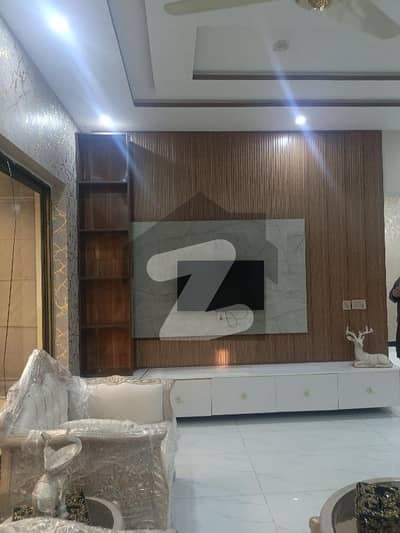 آرکیٹیکٹس انجنیئرز ہاؤسنگ سوسائٹی لاہور میں 2 کمروں کا 5 مرلہ بالائی پورشن 55.0 ہزار میں کرایہ پر دستیاب ہے۔